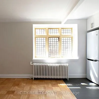 1500,&nbsp;Bathurst, Humewood-Cedarvale, Toronto