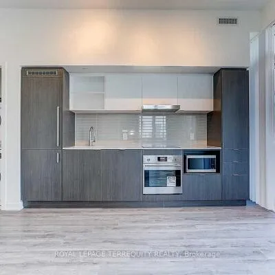 138,&nbsp;Downes, Waterfront Communities C8, Toronto