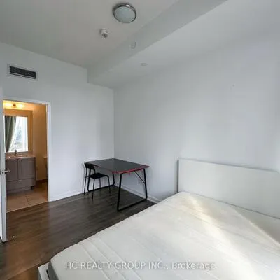 36,&nbsp;Forest Manor, Henry Farm, Toronto