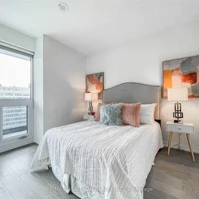 251,&nbsp;Jarvis, Church-Yonge Corridor, Toronto