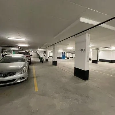 85,&nbsp;McMahon, Bayview Village, Toronto