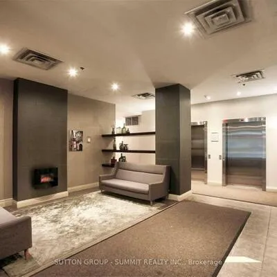 225,&nbsp;Wellesley, Cabbagetown-South St. James Town, Toronto