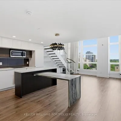 111,&nbsp;St Clair, Yonge-St. Clair, Toronto