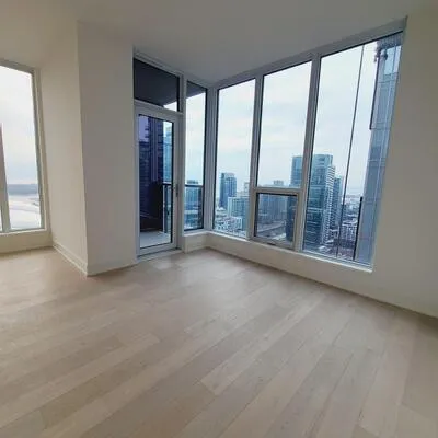 15,&nbsp;Mercer, Waterfront Communities C1, Toronto