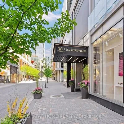 155,&nbsp;Yorkville, Annex, Toronto