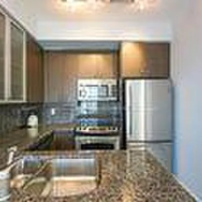 18,&nbsp;Yorkville, Annex, Toronto