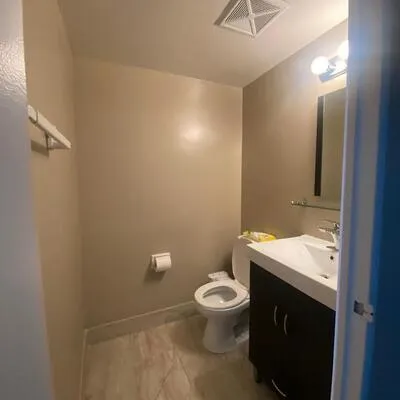 5,&nbsp;Shady, Flemingdon Park, Toronto
