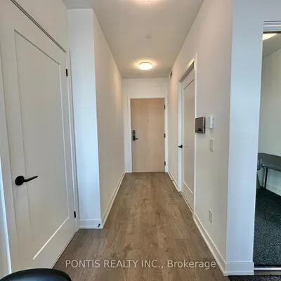5,&nbsp;DEFRIES, Regent Park, Toronto