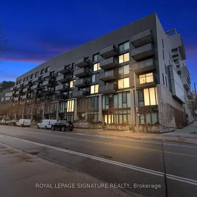 32,&nbsp;Trolley, Moss Park, Toronto