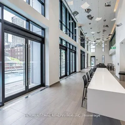 1,&nbsp;Yorkville, Annex, Toronto