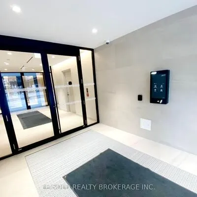 127,&nbsp;Broadway, Mount Pleasant West, Toronto