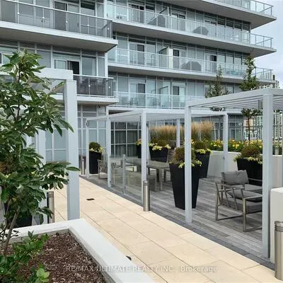 501,&nbsp;St Clair, Casa Loma, Toronto