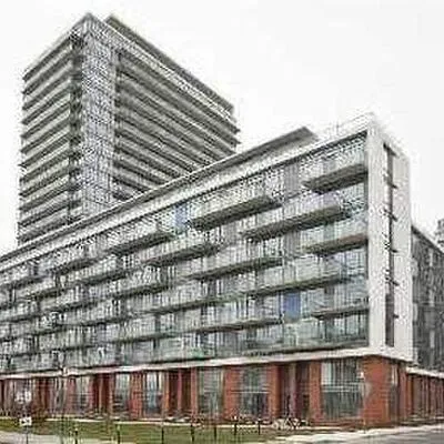 90,&nbsp;Stadium, Niagara, Toronto