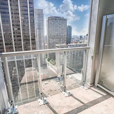 1,&nbsp;Yorkville, Annex, Toronto