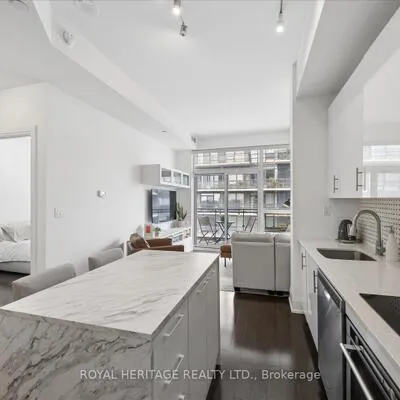 460,&nbsp;Adelaide, Moss Park, Toronto
