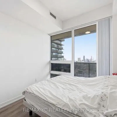 138,&nbsp;Downes, Waterfront Communities C8, Toronto