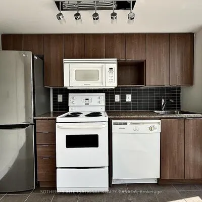 11,&nbsp;Brunel, Waterfront Communities C1, Toronto