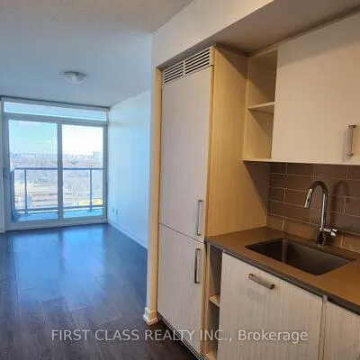 125,&nbsp;Redpath, Mount Pleasant West, Toronto