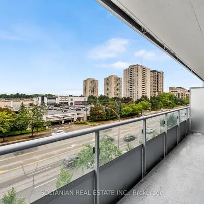 591,&nbsp;sheppard, Bayview Village, Toronto