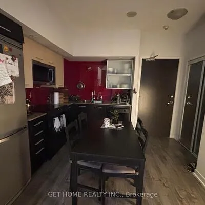 8,&nbsp;Telegram, Waterfront Communities C1, Toronto