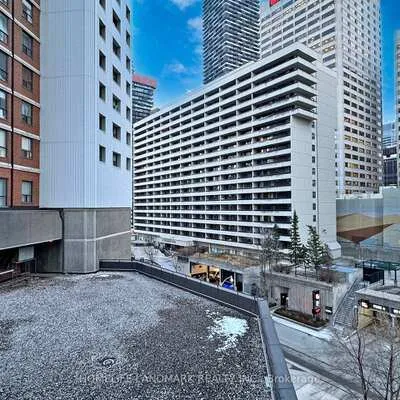 58,&nbsp;Orchard View, Yonge-Eglinton, Toronto