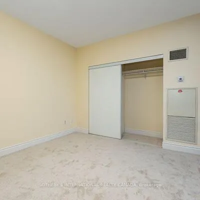 23,&nbsp;Sheppard, Willowdale East, Toronto