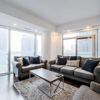 12,&nbsp;York, Waterfront Communities C1, Toronto