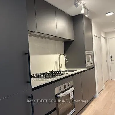 1720,&nbsp;Bayview, Mount Pleasant East, Toronto