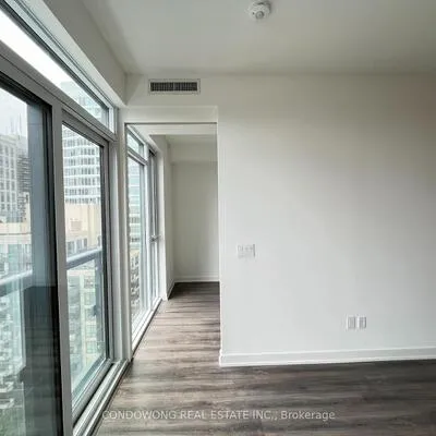 65,&nbsp;Mutual, Church-Yonge Corridor, Toronto
