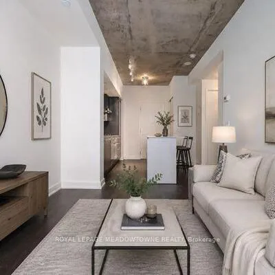 1030,&nbsp;King, Niagara, Toronto
