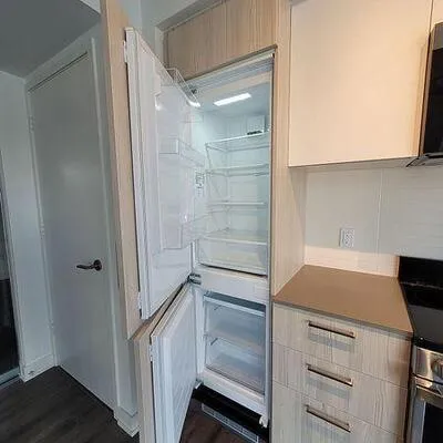 65,&nbsp;Mutual, Church-Yonge Corridor, Toronto