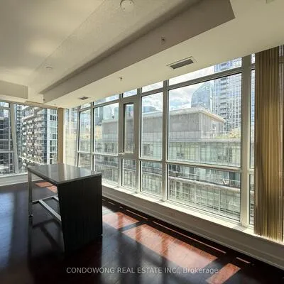 30,&nbsp;Nelson, Waterfront Communities C1, Toronto