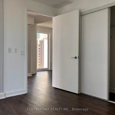 125,&nbsp;Blue Jays, Waterfront Communities C1, Toronto