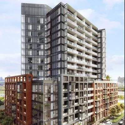8,&nbsp;Tippett, Clanton Park, Toronto