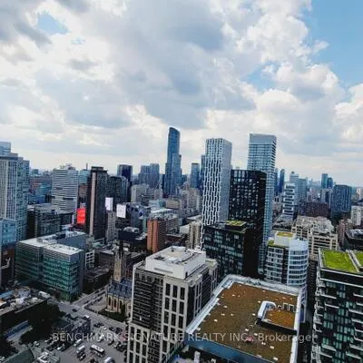 88,&nbsp;Queen, Church-Yonge Corridor, Toronto
