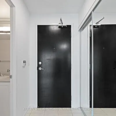 18,&nbsp;Yonge, Waterfront Communities C1, Toronto