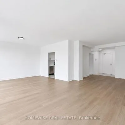 2500,&nbsp;Bathurst, Forest Hill North, Toronto