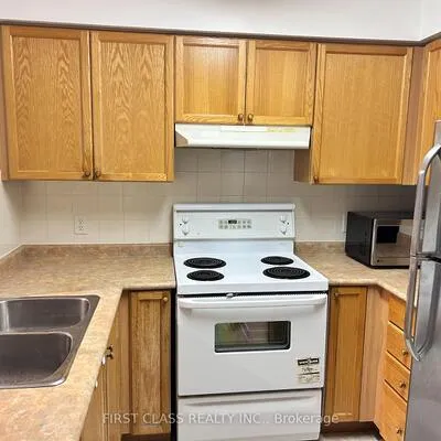 22,&nbsp;Olive, Willowdale East, Toronto