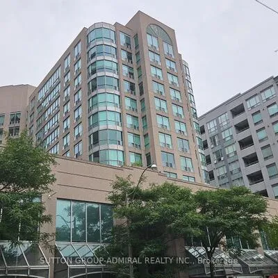 942,&nbsp;Yonge, Annex, Toronto