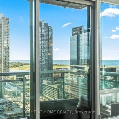 381,&nbsp;Front, Waterfront Communities C1, Toronto
