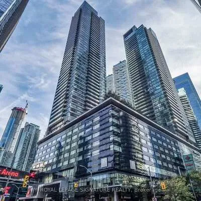 65,&nbsp;Bremner, Waterfront Communities C1, Toronto