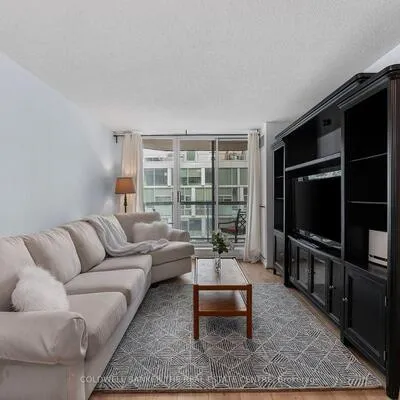311,&nbsp;Richmond, Moss Park, Toronto