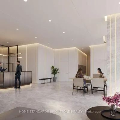699,&nbsp;Sheppard, Bayview Village, Toronto