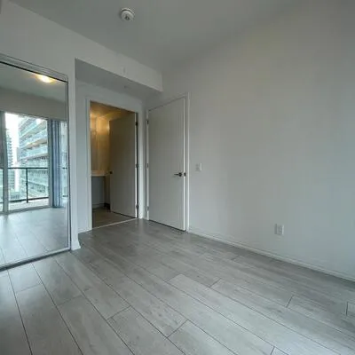 400,&nbsp;King, Waterfront Communities C1, Toronto