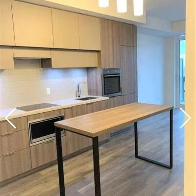 8,&nbsp;Eglinton, Mount Pleasant West, Toronto