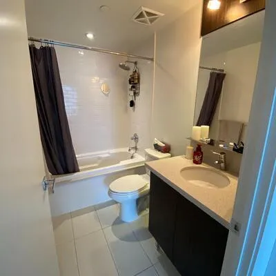 21,&nbsp;Widmer, Waterfront Communities C1, Toronto