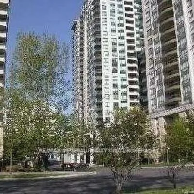 18,&nbsp;Parkview, Willowdale East, Toronto