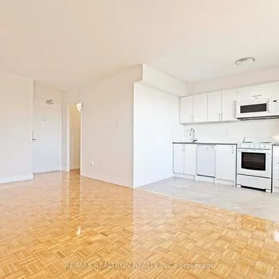 276,&nbsp;St George, Annex, Toronto