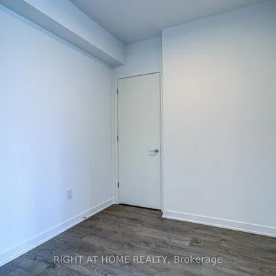 10,&nbsp;Oak, Regent Park, Toronto
