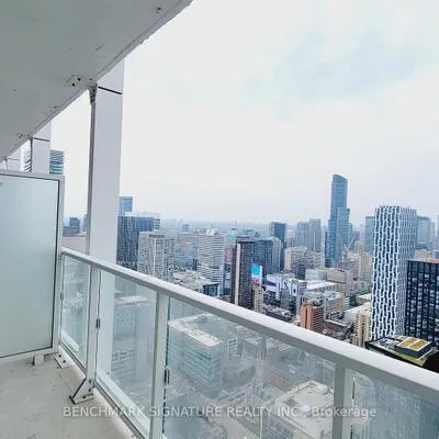 88,&nbsp;Queen, Church-Yonge Corridor, Toronto